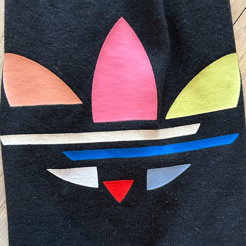 adidas Black Cropped Sweatshirt and Leggings Set with Pastel Logo - Picture 5 of 13